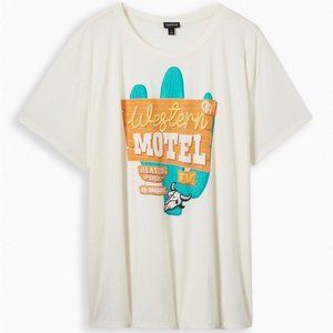 Torrid Ivory Western Motel Cactus Horseshoe Steer Skull TV Jersey Tee 3 3X 22/24